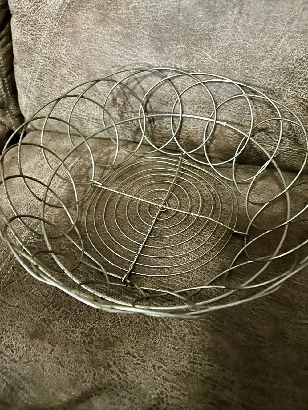 Multiple wire Serving Platter -